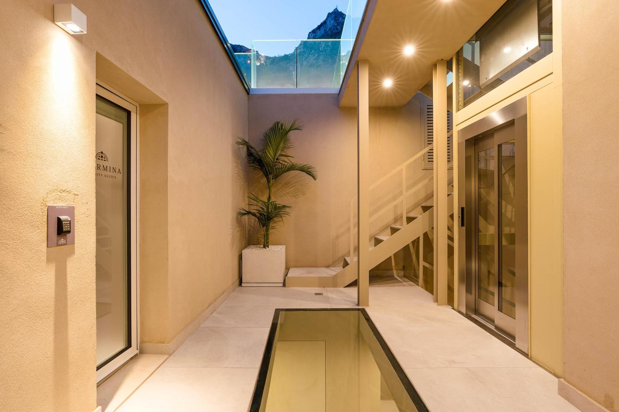 Taormina Infinity Suites Exteriör bild